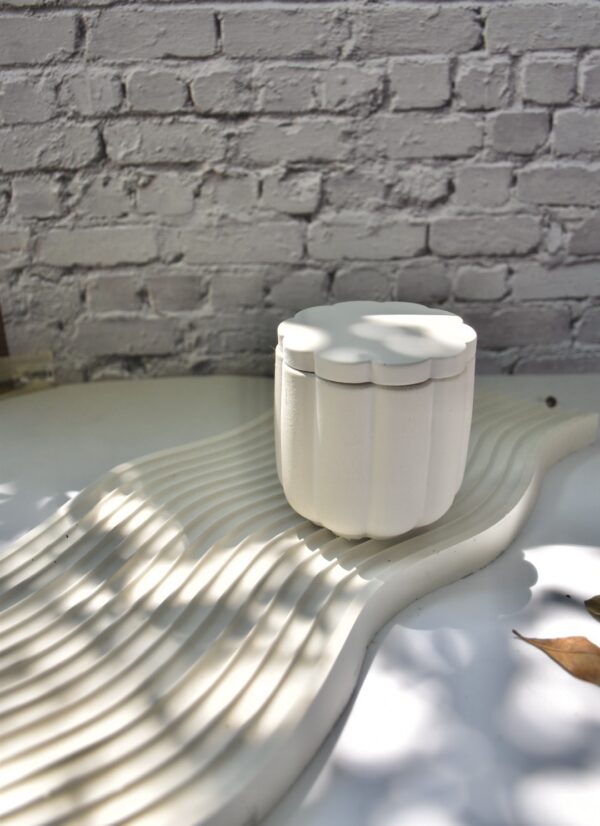 Pot flor con tapa - Image 2